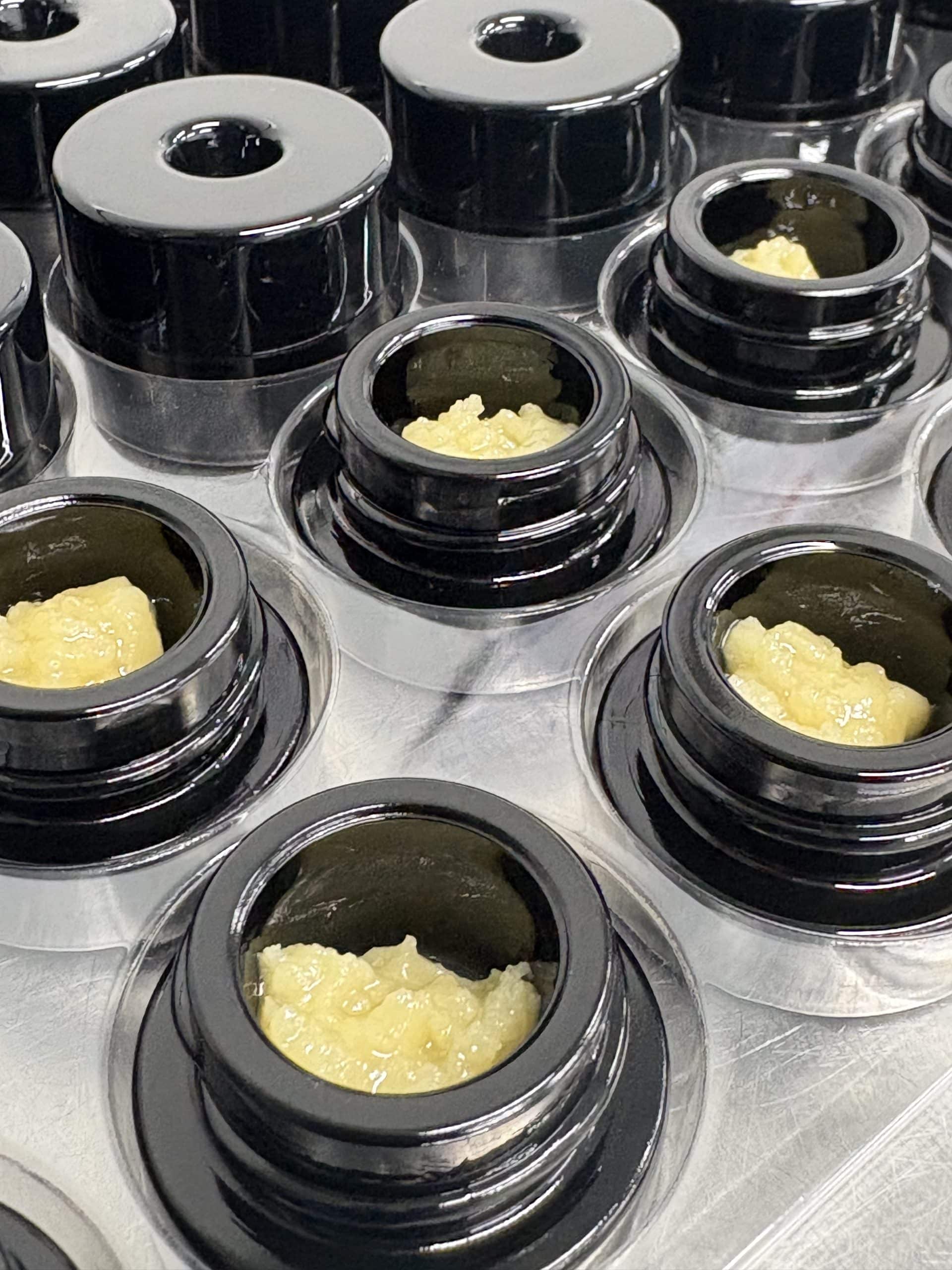 Drop Culture - Funky town “Rainbow Push Pops” 3 SUGR Funky Town Rainbow Push Pops Jar 1g