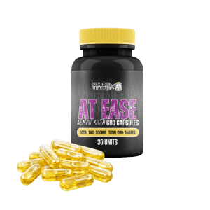 Capsules de Live Rosin At Ease Lemon Kush THC/CBD à souche unique, paquet de 30 par Six One Charlie – Produit et emballage